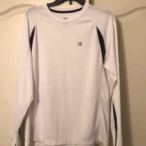Champion dry fit longsleeve T-shirt men’s medium